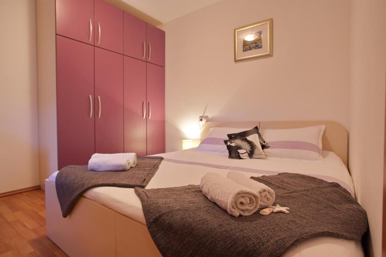 Apartments With A Parking Space Jelsa, Hvar - 8713 เยลซา ภายนอก รูปภาพ