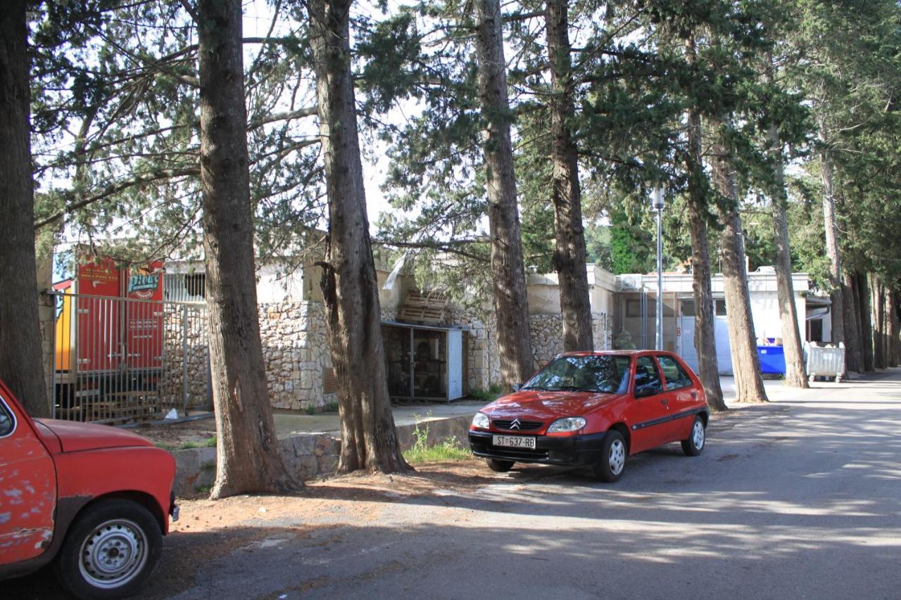 Apartments With A Parking Space Jelsa, Hvar - 8713 เยลซา ภายนอก รูปภาพ